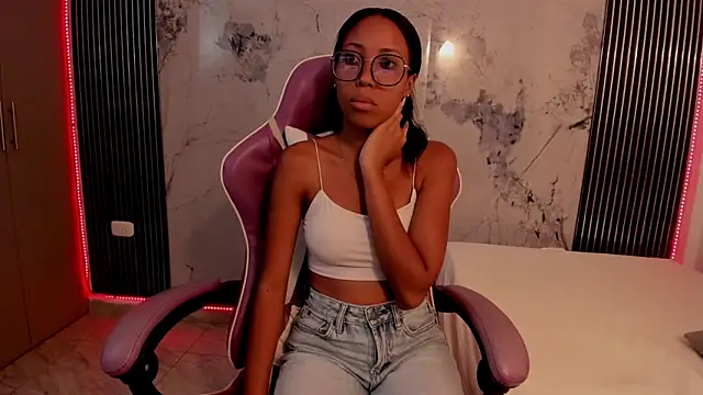 Mia Duarte1 online show from 06/26/26, 07:18
