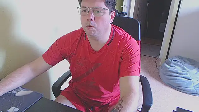 Snapshot of blueandwhite1 chatting on 02/22/25, 09:01 blueandwhite1 online show from 02/22/25, 09:01