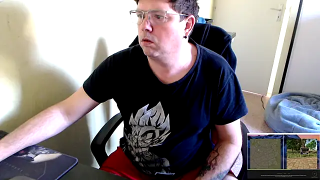 Snapshot of blueandwhite1 chatting on 03/04/25, 03:37 blueandwhite1 online show from 03/04/25, 03:37