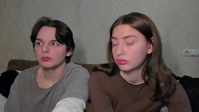 muuur fam online show from 09/10/25, 07:47