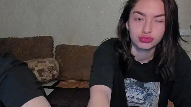 muuur fam online show from 09/18/25, 08:44