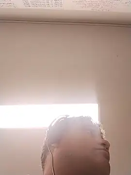 Snapshot of danigarci2307 chatting on 02/26/26, 01:48 danigarci2307 online show from 02/26/26, 01:48