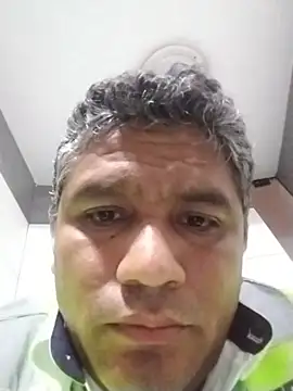 Snapshot of danigarci2307 chatting on 03/01/26, 02:24 danigarci2307 online show from 03/01/26, 02:24