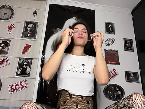 sasha jonne online show from 10/16/25, 12:11