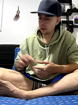 Snapshot of Jaguer2213 chatting on 09/27/25, 03:55 Jaguer2213 online show from 09/27/25, 03:55