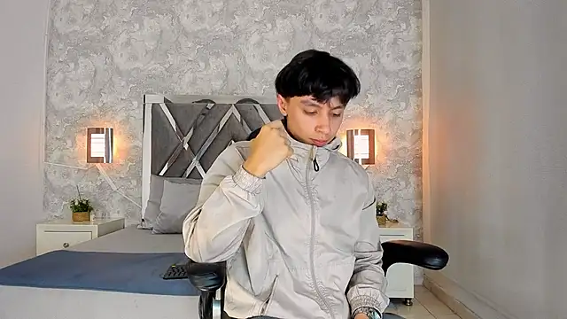 Tyler durten online show from 10/02/25, 02:51