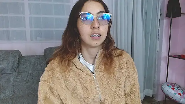 AnnieSparkle online show from 06/23/26, 11:58