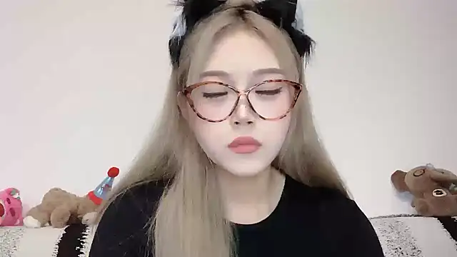 XingKongCOCO-107 online show from 10/10/25, 10:14