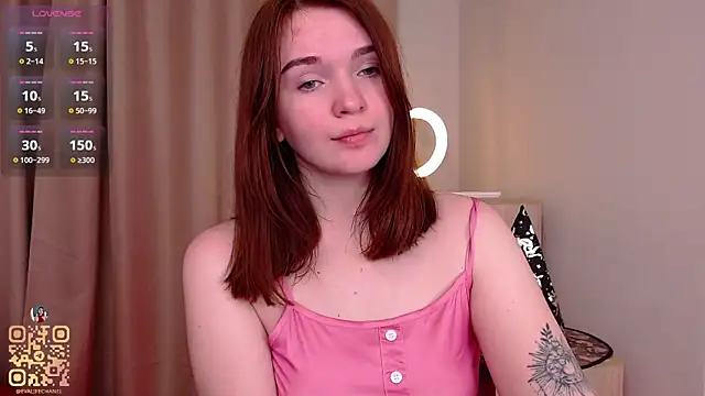 Snapshot of EvaJackson111 chatting on 10/24/25, 02:46 EvaJackson111 online show from 10/24/25, 02:46