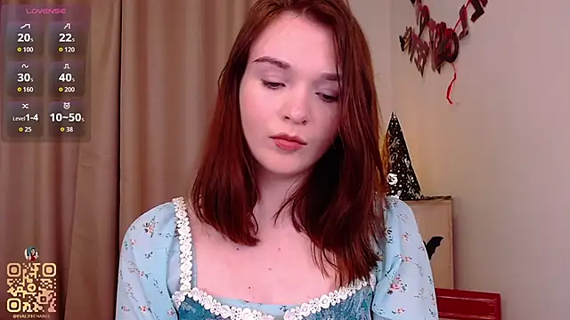 Snapshot of EvaJackson111 chatting on 10/27/25, 02:10 EvaJackson111 online show from 10/27/25, 02:10