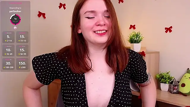 Snapshot of EvaJackson111 chatting on 11/28/25, 02:20 EvaJackson111 online show from 11/28/25, 02:20