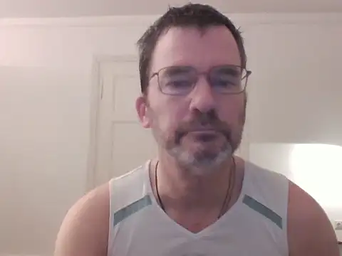 Snapshot of stallionrider88 chatting on 12/13/25, 08:14 stallionrider88 online show from 12/13/25, 08:14