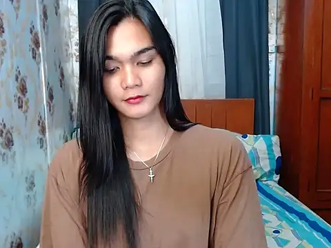 Snapshot of lady_in_moon chatting on 10/23/25, 04:28 lady in moon online show from 10/23/25, 04:28