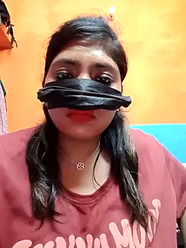 Snapshot of tamilrohini chatting on 10/27/25, 03:10 tamilrohini online show from 10/27/25, 03:10