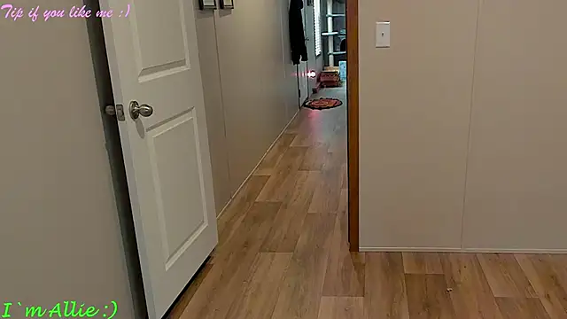 Snapshot of Allie_Kat chatting on 02/15/26, 04:36 Allie Kat online show from 02/15/26, 04:36