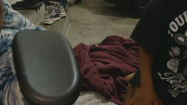 Gmajor online show from 11/18/25, 03:34