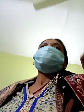 Snapshot of Mast-Haseena chatting on 11/13/25, 04:22 Mast-Haseena online show from 11/13/25, 04:22