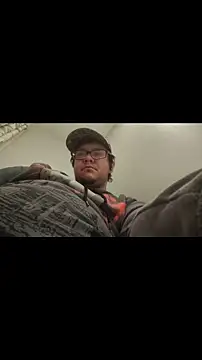 Snapshot of bigdickdaddy12691 chatting on 11/05/25, 10:15 bigdickdaddy12691 online show from 11/05/25, 10:15