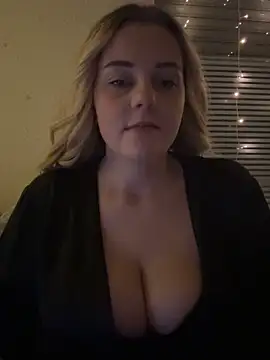 ItsLxsa online show from 04/02/26, 09:12