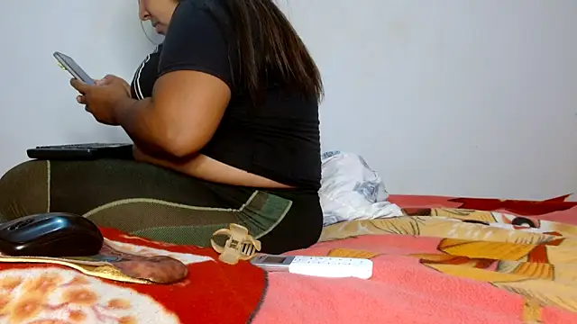 69smallstar online show from 11/16/25, 06:02