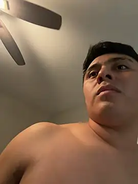 Snapshot of Atrevido_69_4K chatting on 03/21/26, 12:26 Atrevido 69 4K online show from 03/21/26, 12:26