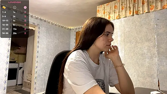 Lia rise online show from 10/18/25, 01:01