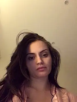 Snapshot of prettylittlefooxy chatting on 11/10/25, 01:26 prettylittlefooxy online show from 11/10/25, 01:26