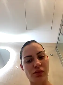 Snapshot of prettylittlefooxy chatting on 11/17/25, 09:26 prettylittlefooxy online show from 11/17/25, 09:26