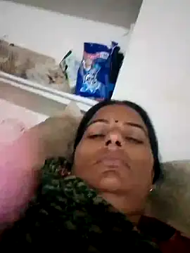 Suhani hot12 online show from 09/29/25, 03:06