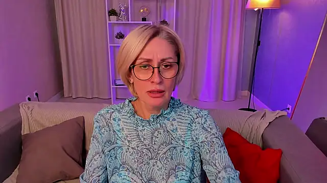 PamellaMurphy online show from 10/28/25, 08:29