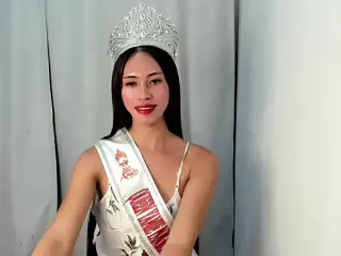 secretmiller  online show from 12/20/25, 06:37