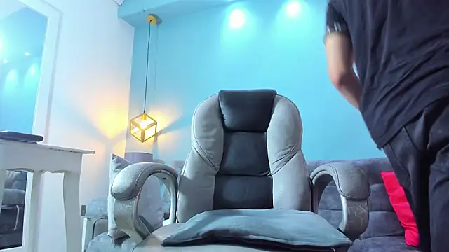 Snapshot of Eross_Santy chatting on 09/11/25, 01:00 Eross Santy online show from 09/11/25, 01:00