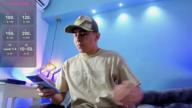 Snapshot of Eross_Santy chatting on 01/07/26, 12:40 Eross Santy online show from 01/07/26, 12:40