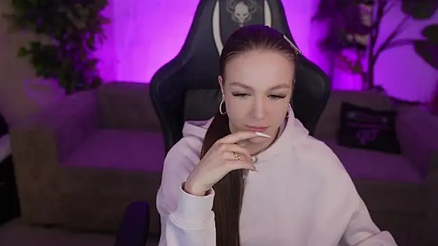 Ella 054 online show from 02/16/26, 11:01