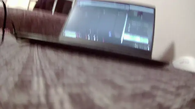 Snapshot of rinabluu chatting on 10/03/25, 03:31 rinabluu online show from 10/03/25, 03:31