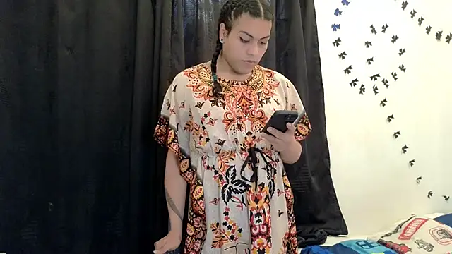 Ariana rodriguez 0 online show from 11/23/25, 12:49