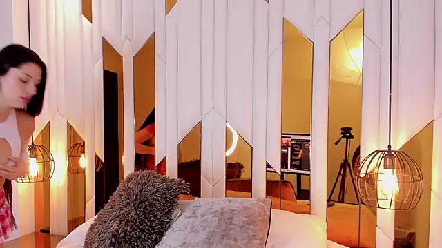 Snapshot of CarolinaFerrer chatting on 03/24/26, 01:38 CarolinaFerrer online show from 03/24/26, 01:38