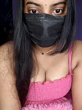 Snapshot of Telugu_sweet_couple_345 chatting on 02/15/26, 07:43 Telugu sweet couple 345 online show from 02/15/26, 07:43