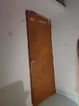 Snapshot of nice_touch9733 chatting on 11/17/25, 04:13 nice touch9733 online show from 11/17/25, 04:13