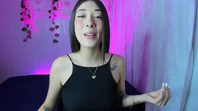 Snapshot of lia__harry chatting on 11/30/25, 12:36 lia harry online show from 11/30/25, 12:36