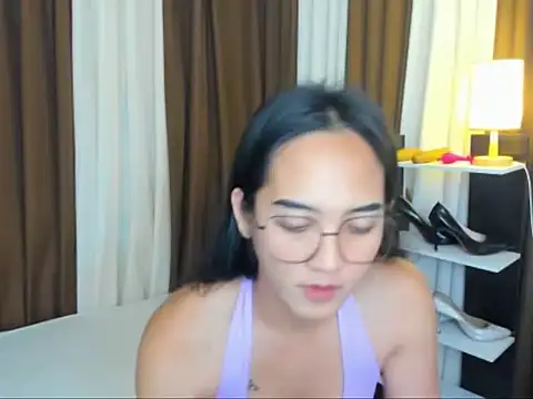 URHottestAngel online show from 09/11/25, 05:13