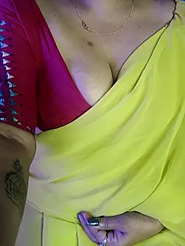 monaa-darling online show from 12/14/25, 12:49