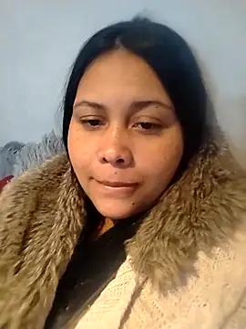 Snapshot of Alessandraa- chatting on 02/23/26, 02:47 Alessandraa- online show from 02/23/26, 02:47