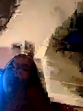 Snapshot of Alessandraa- chatting on 06/11/26, 04:16 Alessandraa- online show from 06/11/26, 04:16