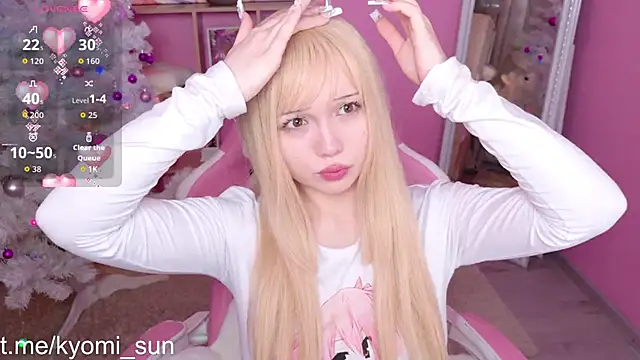 Kyomi Sun online show from 12/15/25, 09:30