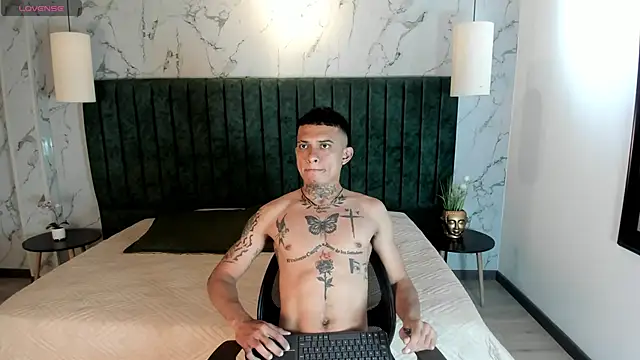 MrJustin  online show from 09/12/25, 08:53