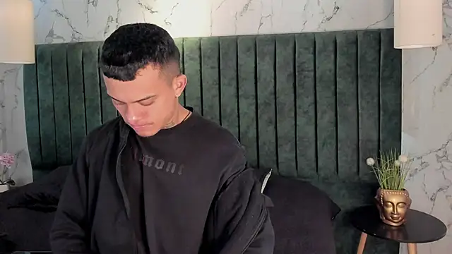 MrJustin  online show from 11/09/25, 07:45