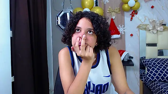 miss leidy  online show from 11/15/25, 03:15