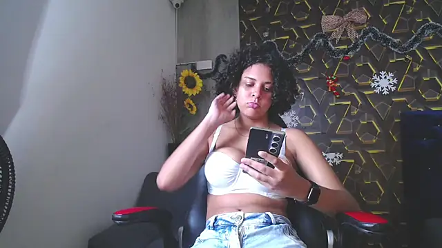 miss leidy  online show from 01/13/26, 05:57