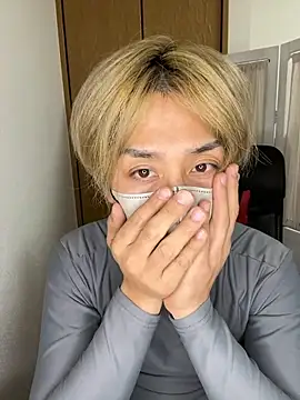 TEN-kun online show from 11/12/25, 07:09